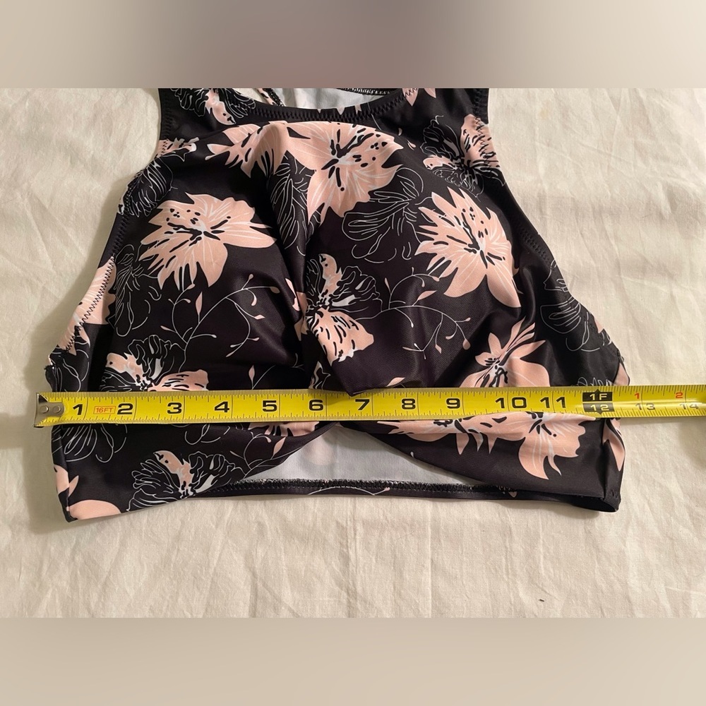 Blooming Jelly 2 Piece Swimsuit Size M Black and Pink - Picture 13 of 14